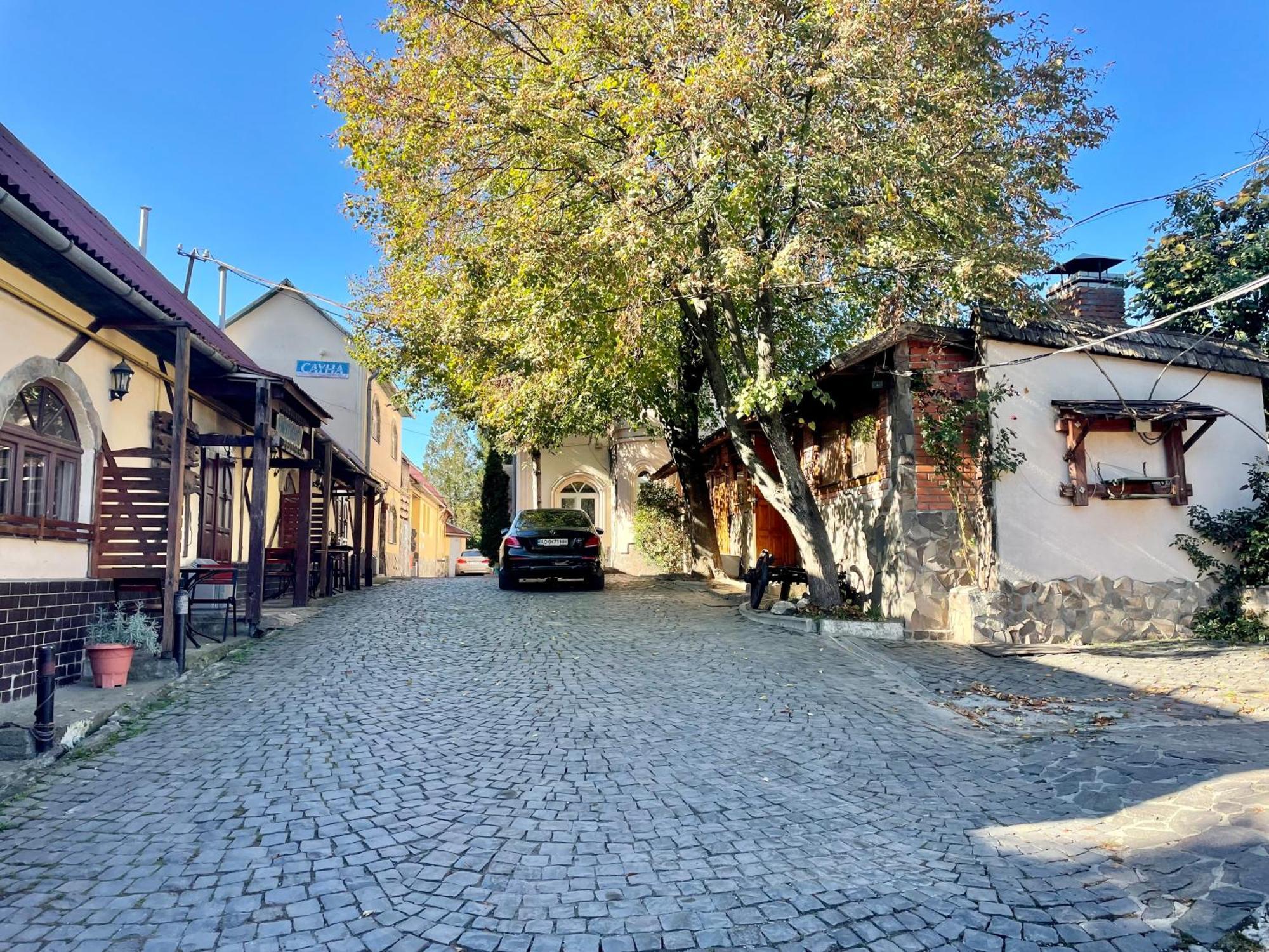 Nautilus Uzhhorod Exterior foto